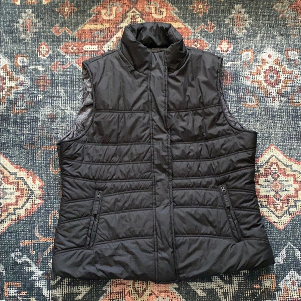 Women’s Van Heusen Vest - Picture 3 of 10